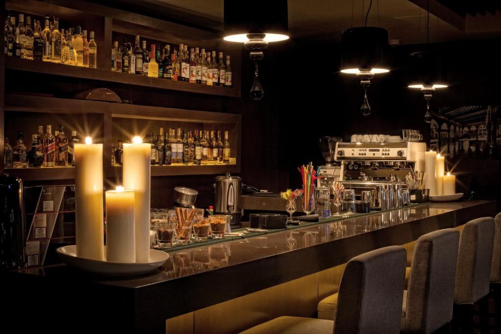 Voyage Hotel Karagandy Eksteriør billede